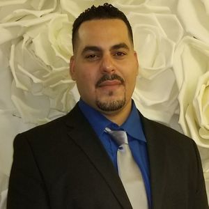 Meet your Posher, Elias